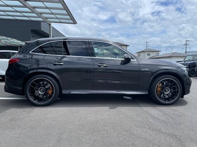 2025 Mercedes-BENZ GLC photo 3