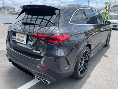 2025 Mercedes-BENZ GLC photo 4