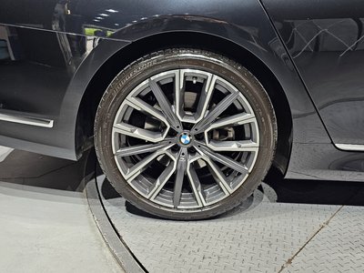 2022 BMW 7 SERIES photo 6