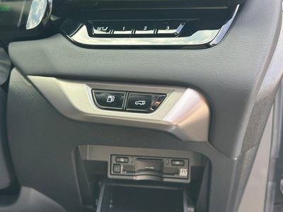 صورة مصغرة 23 لـ 2023 Lexus RX