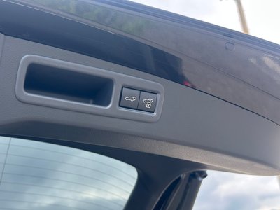 صورة مصغرة 33 لـ 2023 Lexus RX