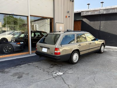 MERCEDES-BENZ E-CLASS - 7