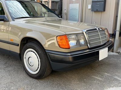 MERCEDES-BENZ E-CLASS - 5
