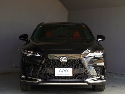 صورة 5 لـ 2025 Lexus RX
