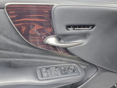 صورة مصغرة 27 لـ 2021 Lexus LS