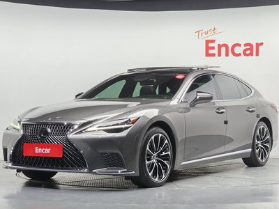 2021 Lexus LS 照片 1