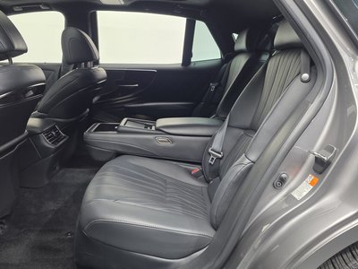 صورة مصغرة 18 لـ 2021 Lexus LS