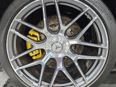 MERCEDES-BENZ GT AMG - 7