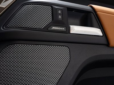 LAND ROVER DEFENDER - 6