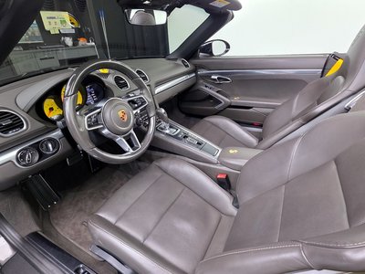 PORSCHE 718 BOXSTER - 5