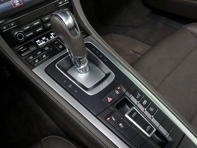 PORSCHE 718 BOXSTER - 9