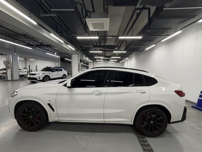 صورة 5 لـ 2025 BMW X4