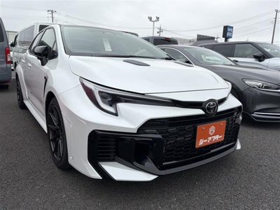 2025 Toyota GR COROLLA photo 1
