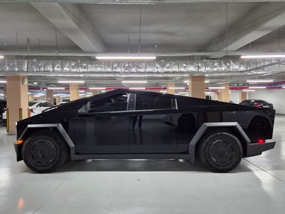 صورة 1 لـ 2025 Tesla CYBERTRUCK