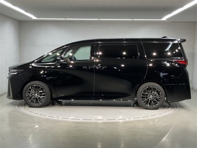 2025 Toyota VELLFIRE 照片 3