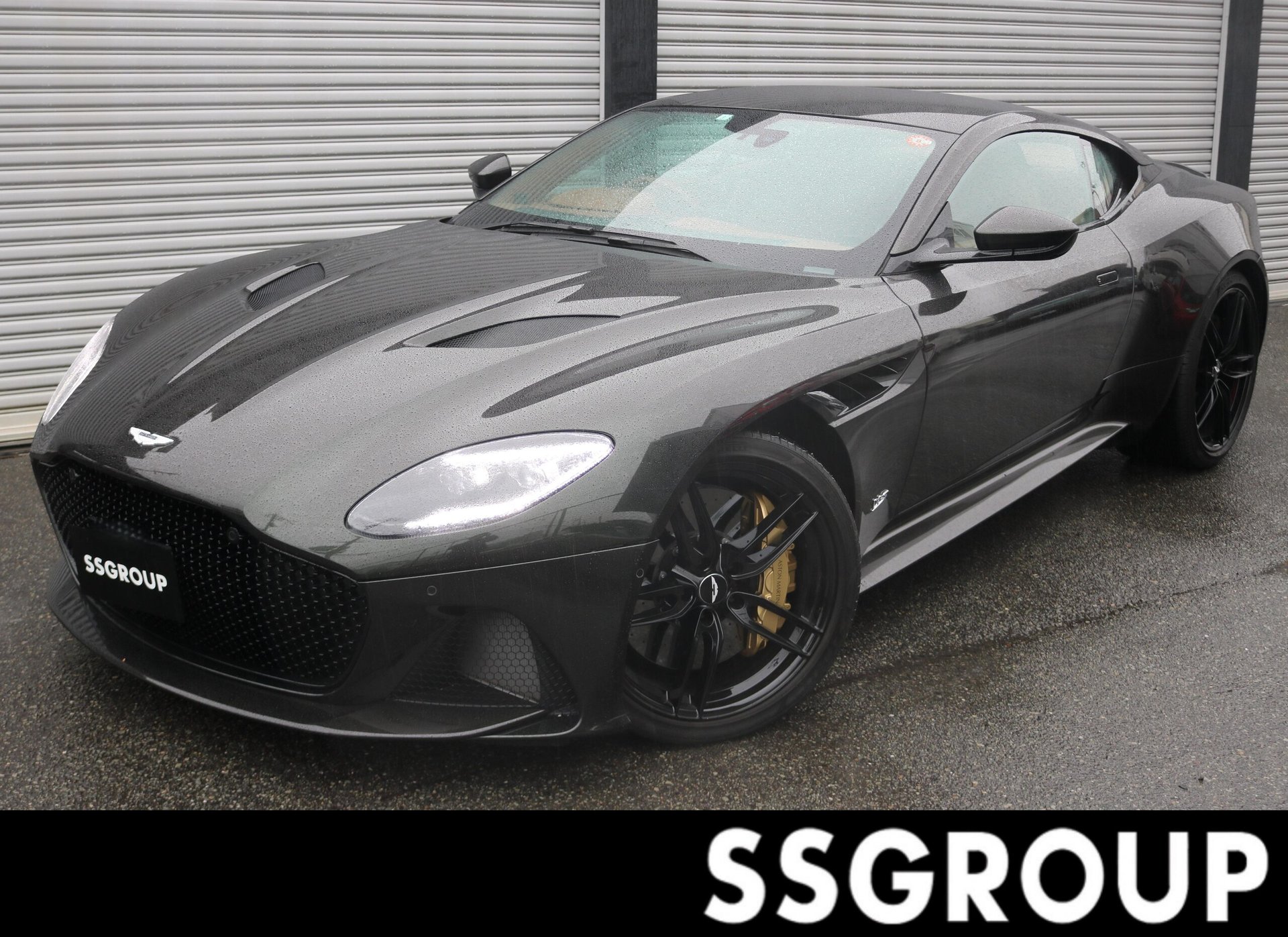 ASTON MARTIN DBS SUPERLEGGERA - View 1