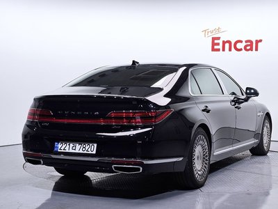 2020 Genesis G90 photo 3