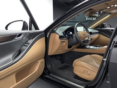 GENESIS G80 (RG3) - 10