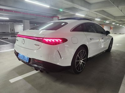 MERCEDES-BENZ EQS - 5