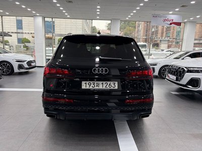 AUDI Q7 - 3