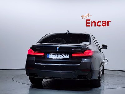 BMW 5 SERIES - 4