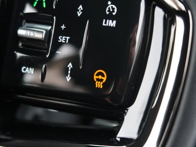 صورة 6 لـ 2025 LAND Rover RANGE ROVER EVOQUE