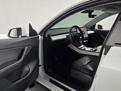 صورة مصغرة 14 لـ 2022 Tesla MODEL Y
