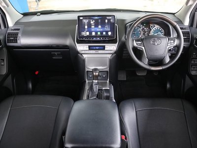 TOYOTA LAND CRUISER PRADO - 4