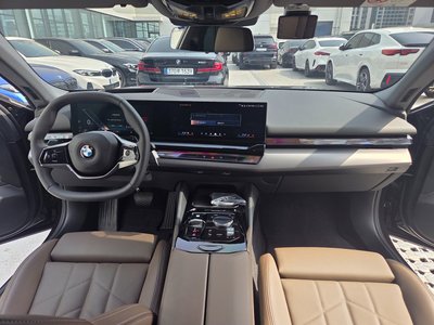 BMW 5 SERIES - 7