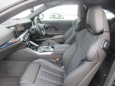 2026 BMW 2 SERIES COUPE thumbnail 31