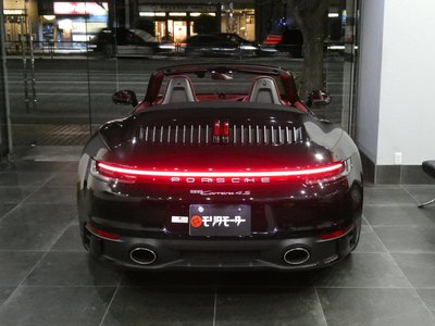 PORSCHE 911 CABRIOLET - 6