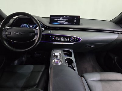 صورة 5 لـ 2021 Genesis GV70