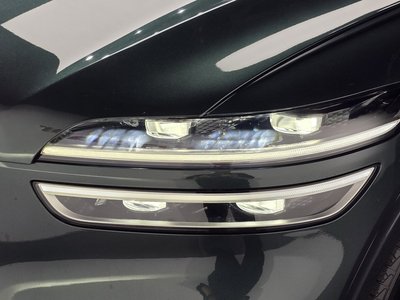 صورة 9 لـ 2021 Genesis GV70