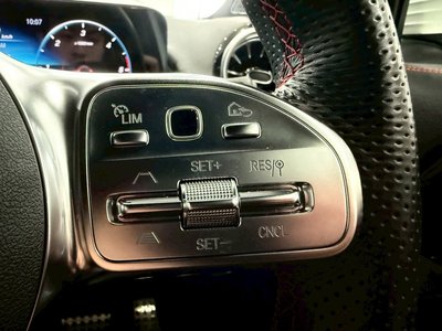 2023 Mercedes-BENZ GLB — миниатюра 17