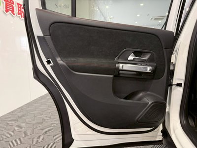 2023 Mercedes-BENZ GLB — миниатюра 48