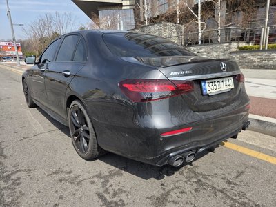 MERCEDES-BENZ E-CLASS - 2