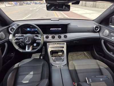 MERCEDES-BENZ E-CLASS - 7