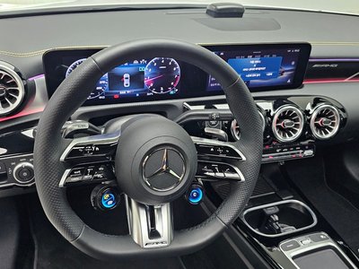 MERCEDES-BENZ CLA - 9