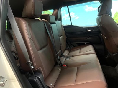 TOYOTA LAND CRUISER 250 - 9