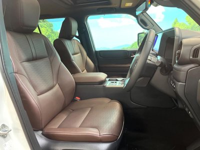 TOYOTA LAND CRUISER 250 - 8