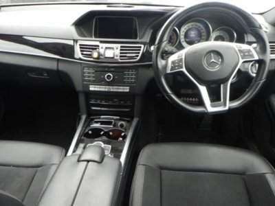 MERCEDES-BENZ E-CLASS - 3