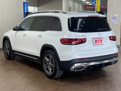 MERCEDES-BENZ GLB - 10