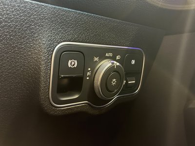 2025 Mercedes-BENZ GLB 缩略图 44