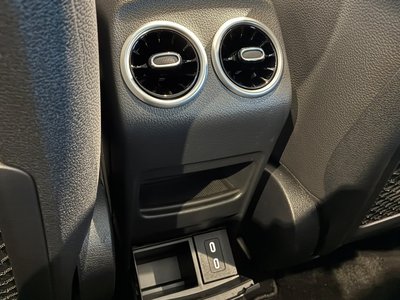2025 Mercedes-BENZ GLB 缩略图 30