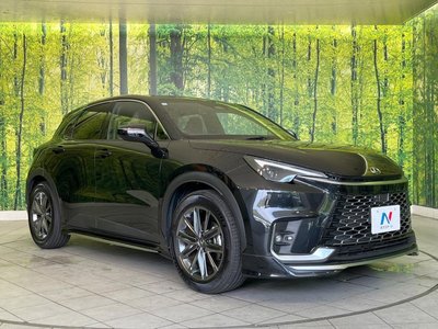 2024 Lexus LBX thumbnail 16
