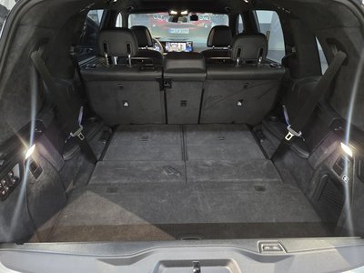 2025 BMW X7 — миниатюра 15