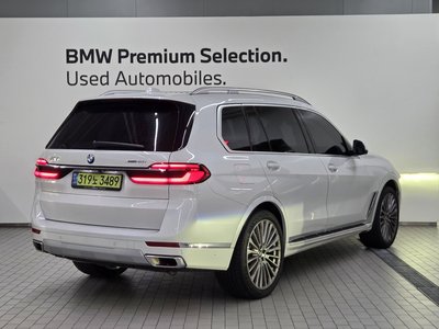 2025 BMW X7 — фото 5