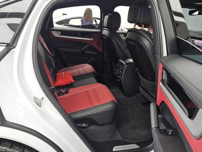 2023 Porsche CAYENNE 缩略图 18
