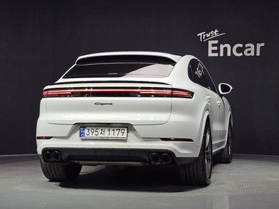 2023 Porsche CAYENNE 照片 3