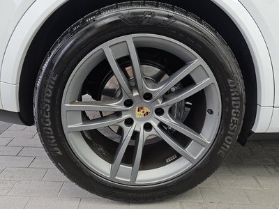 2023 Porsche CAYENNE 照片 6